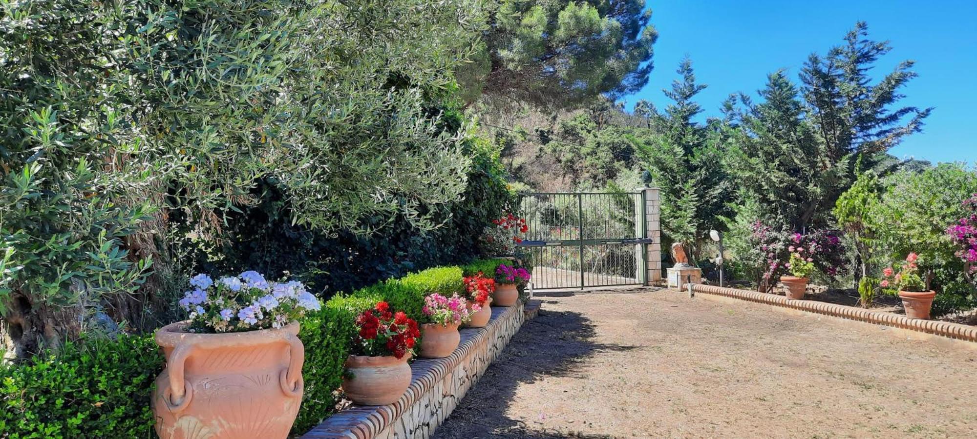 Villa Al Presti, Vacanze In Pieno Relax Чефалу Экстерьер фото